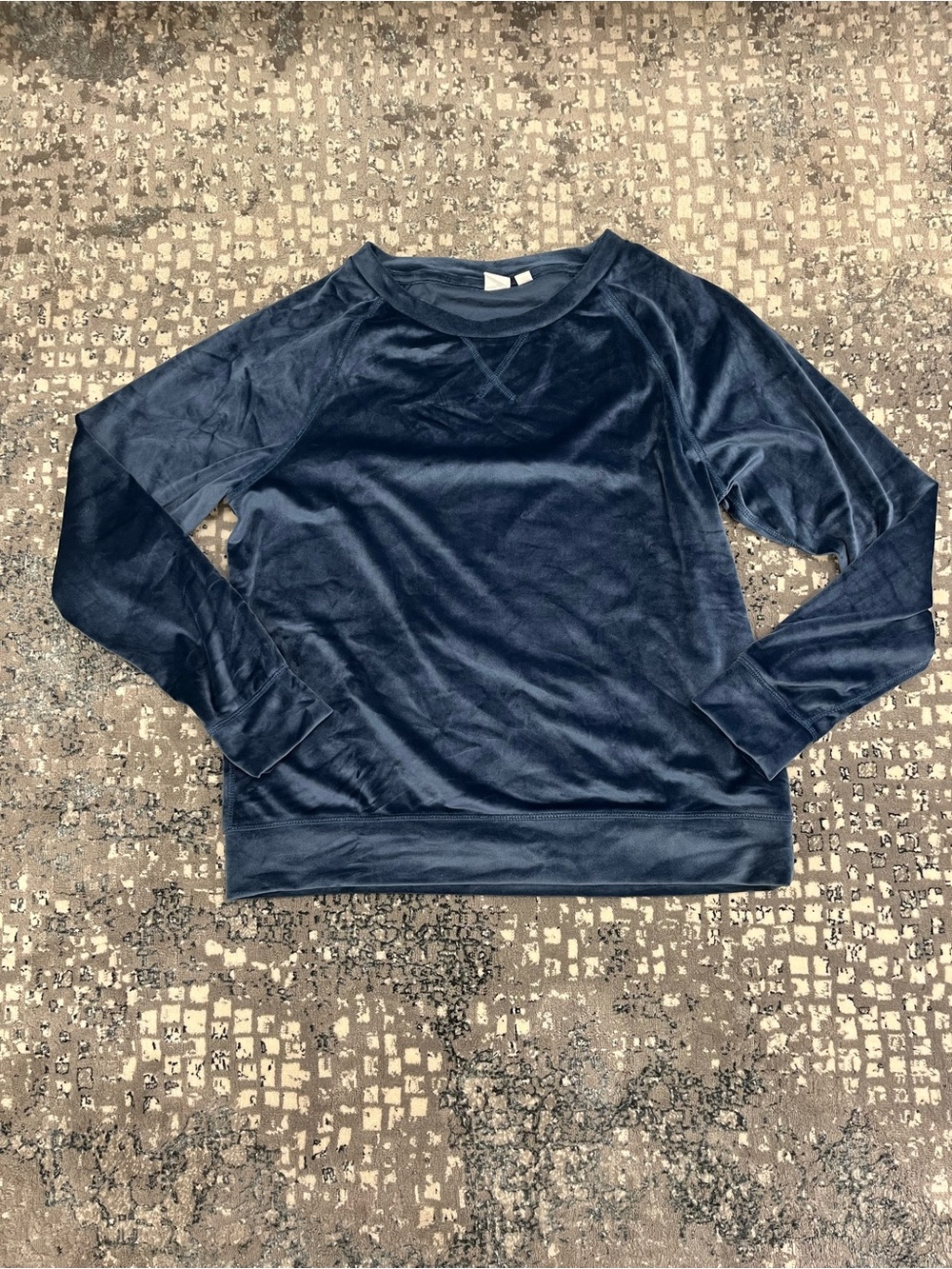 GAP Women's Navy Velour Crewneck Sweater